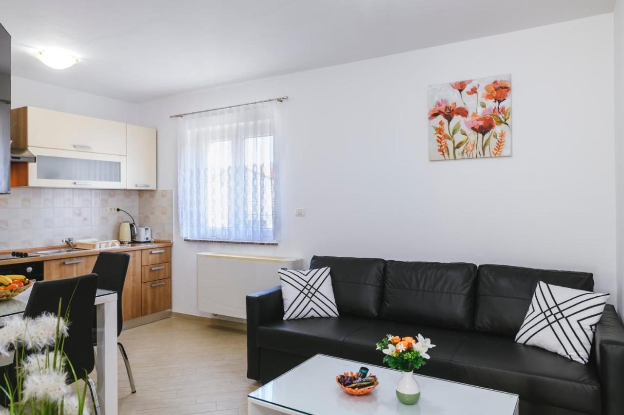 Apartments Mirela Koper Zewnętrze zdjęcie